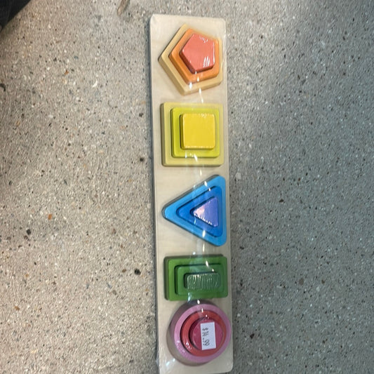 Shapes Stacking Puzzle