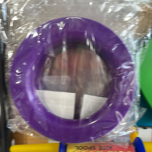 Twisted line on a hoop